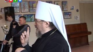 Уроки отменились, вместо них — концерт. Уроки отменились, вместо них — концерт.