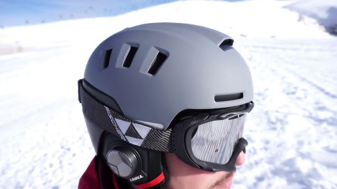 RideConnected avec le casque de ski Latitude S1 Sena. 