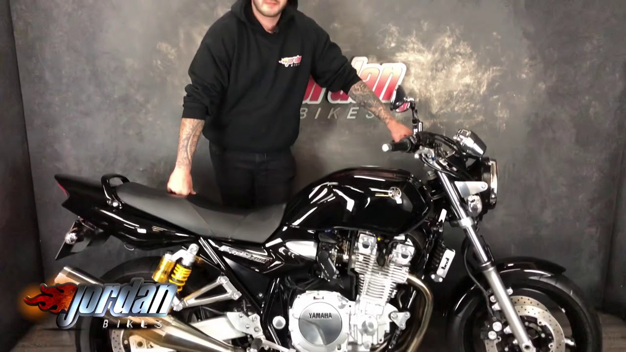 For Sale, Yamaha XJR1300, 2013 ‘63’ plate with only 3051 miles on the