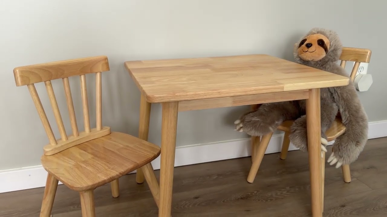 Such a cute table + chairs set for kids! Great quality!
