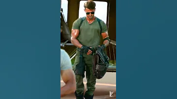 Hrithik Roshan Entry Scene War Tiger Shroff YRFShorts Shorts 