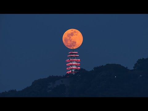 Live: Pink Moon: First supermoon of 2021 rises over the sky hqdefault