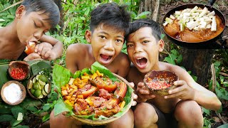 Two Brothers Cook Pork with Bamboo Shoot Recipes - Quick and Easy Stir Fry Bamboo Shoot with Pork