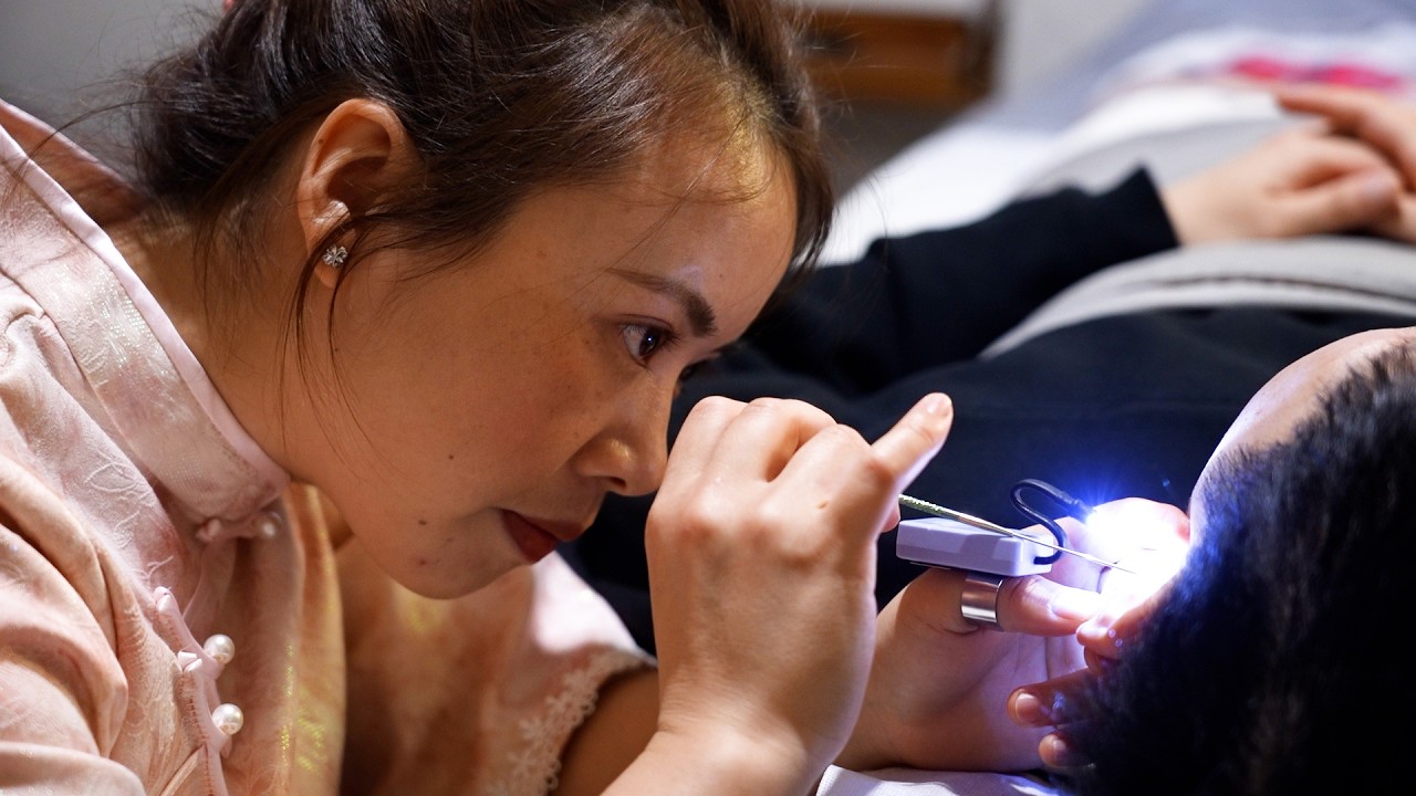 Traditional Chinese ear cleaning and deep relaxation: Experience soothing ear care at Mimichan Ueno