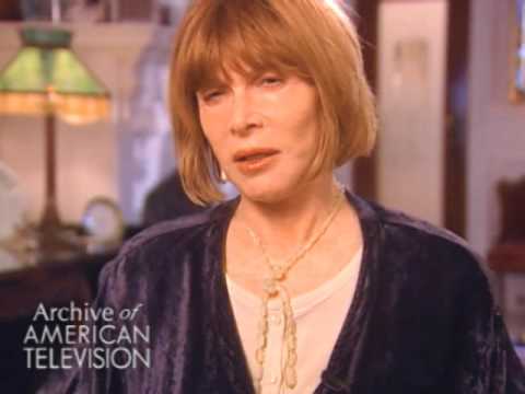 Lee Grant on her stage debut at the Metropolitan Opera at age 4 -  /Interviews - YouTube