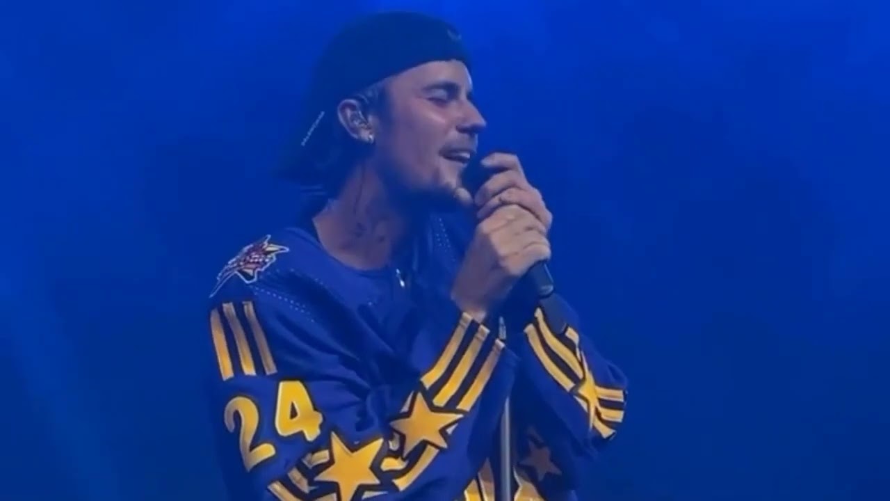 Justin Bieber - Snooze ( Live in Drake's History Night Club) - YouTube