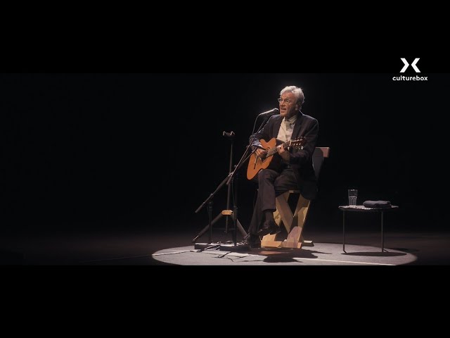 Caetano Veloso à la Philharmonie, Paris 2021 class=