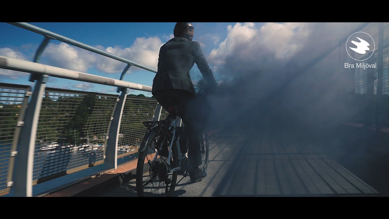 Han säger han är en miljöhjälte