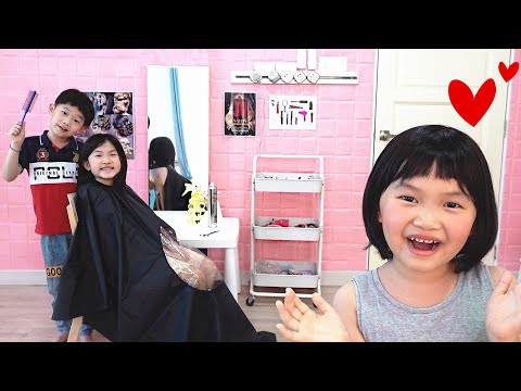 開理髮店在我們的家？朱媽媽剪頭髮~ Opened a Hair Salon In Our House！