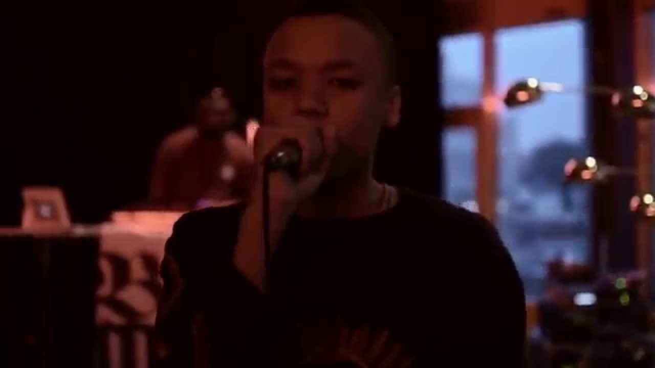 Adam Kanyama - Bara för i natt (live hos Ametist i Kärleksattacken)