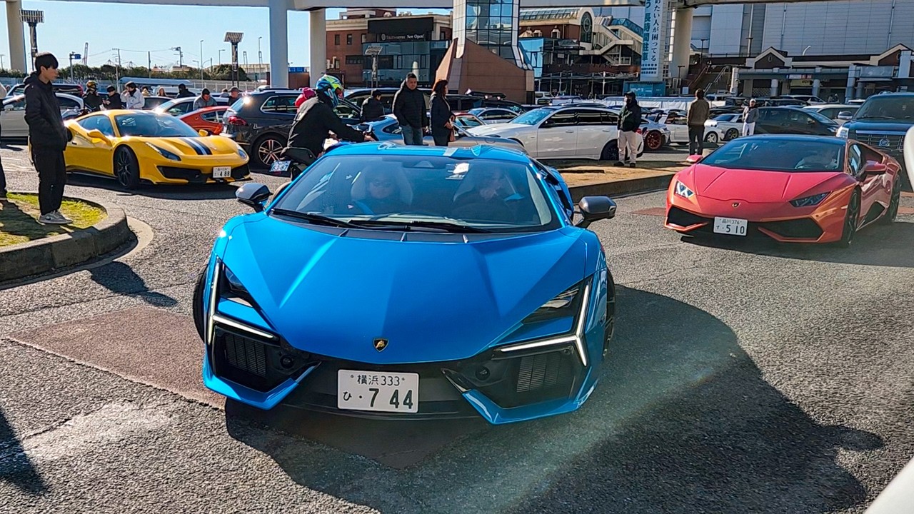 Daikoku PA New Year Meet 2026!🔥 Lamborghini Parade Exhaust Sounds, 911 Itasha & more