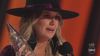Lainey Wilson Accepts the Award for Female Vocalist of the Year at CMA Awards 2022 - The CMA Awards