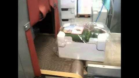 AV 550 - Horizontal flow pack machine for Boxes with shrink film