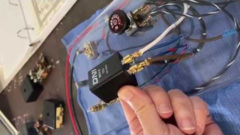 Modern Replacement Turn Signal Relay for VW Type 3 Squareback 211 953 215C