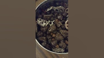 Unboxing Trader Joe’s Jingle Jangle: The Ultimate Holiday Treat! #candycoatedchristmas #sugarwish