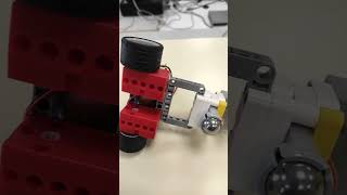 Ideas para el aula. Lego VS microbit. Barredora