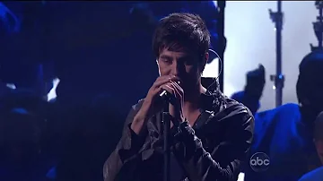 Enrique Iglesias -  I Like How It Feels & Tonight (Live at the American Music Awards) 2011
