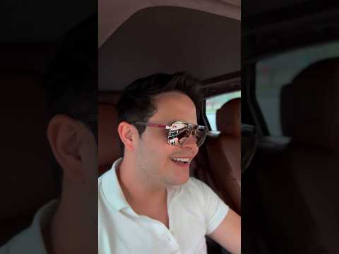 Vídeo no Carro com o novo sucesso… eu sei que vocês gostam, é ou num é?! ???