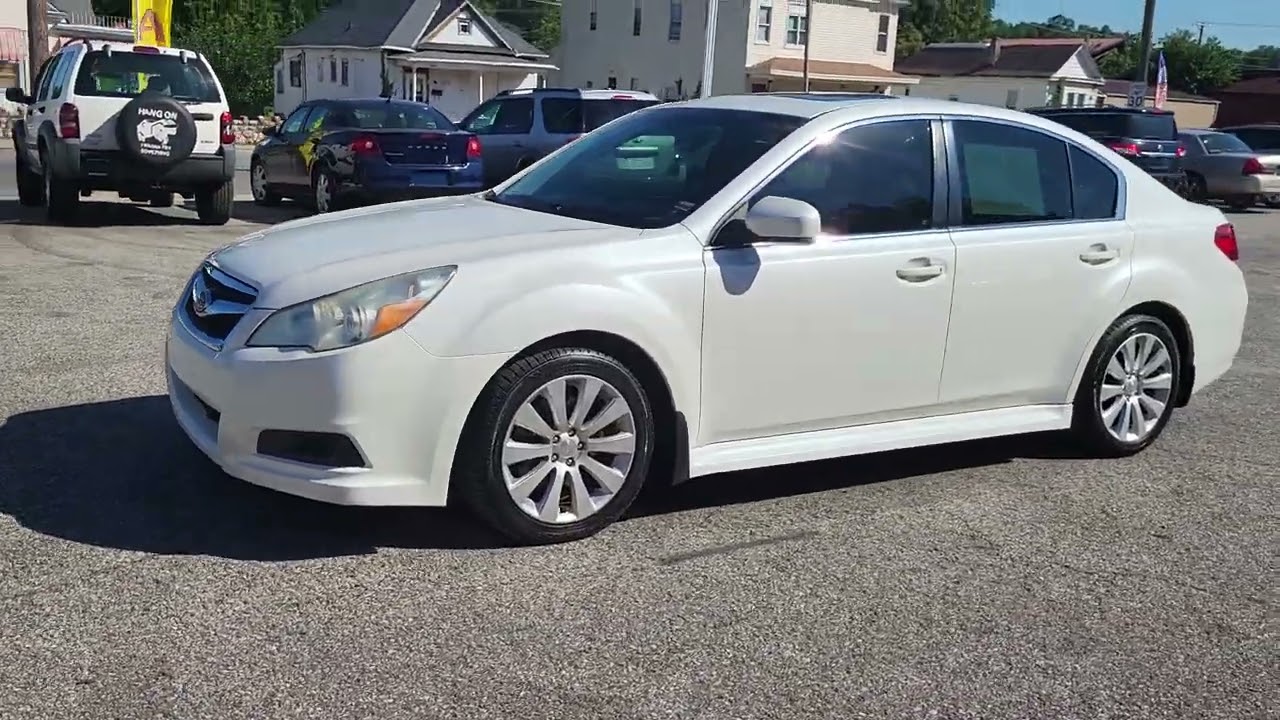 2011 Subaru Legacy White