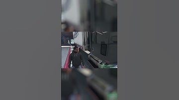 Mike Block escapes from dumb cop on NoPixel!