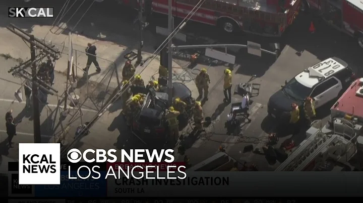 2 in critical condition after crash at South Los Angeles intersection