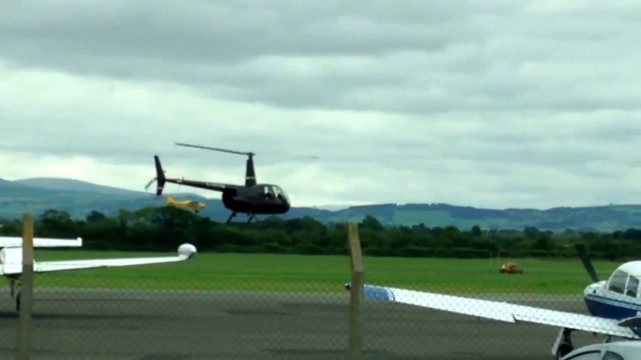 Piper Cub Picks Up Aerial Advertising Banner Youtube