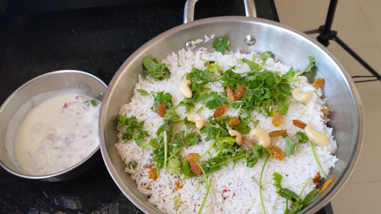 ഒരു ചെമ്മീൻ ബിരിയാണി ഉണ്ടാക്കിയാലോ 