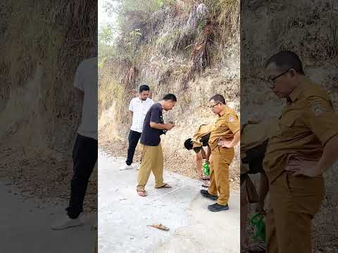 Pemeriksaan Akhir Pekerjaan 100% Pembangunan Jalan Lingkungan di Desa Buhudaa Kec. Batudaa Pantai