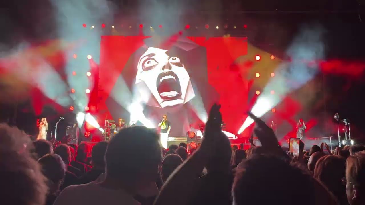 Duran Duran - Girls On Film / Psycho Killer (Live in Berlin, 2025)