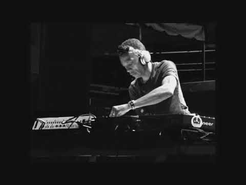 Jeff Mills Live @ BBC Radio One Essential Mix (07.06.1998)