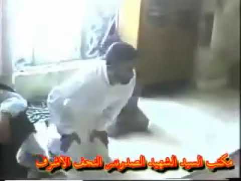 نادر السيد مقتدى الصدر مع جعفر الصدر في الحوزه في النجف لأول مره لايك واشتراك الوصف