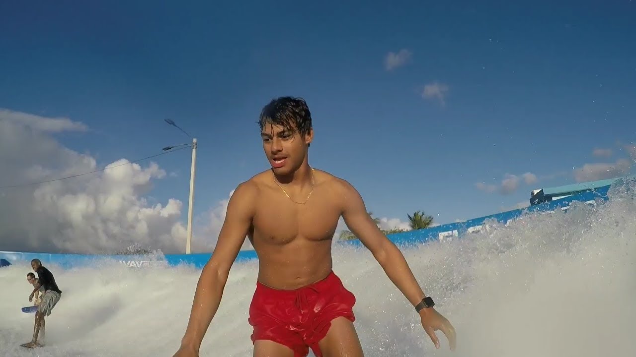 Wave Oz Puerto Rico Arroyo Surfing Park - YouTube
