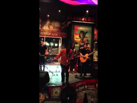 Rolling Stone versi Tukang Parkir