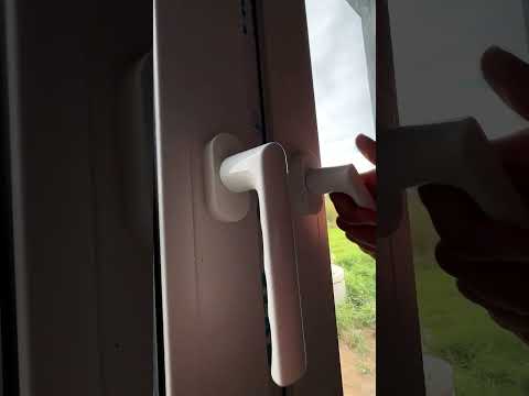 Окна на профиле Veka с очень хорошей фурнитурой в настоящий загородный дом. #домизпанелей
