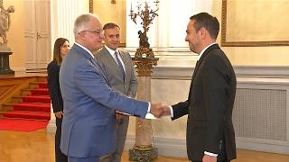 Τελετή Επίδοσης Διαπιστευτηρίων νέων πρέσβεων στο Προεδρικό Μέγαρο