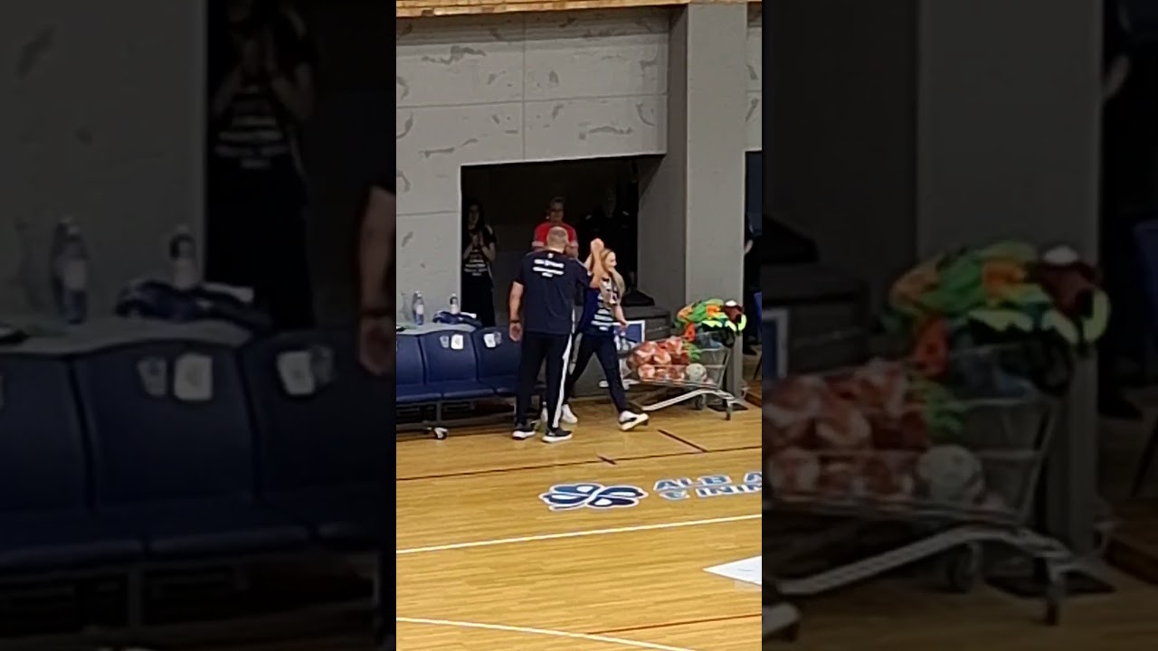 PREZENTAREA ECHIPEI 😍