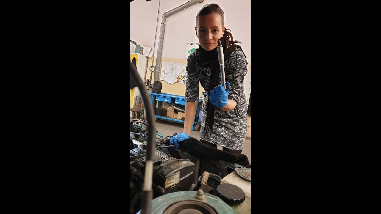 Replace car spark plugs, How to easy replace sparks plug Honda Jazz