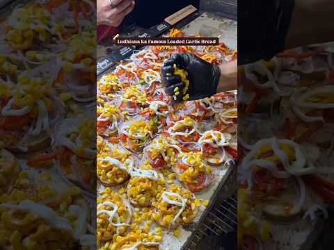 Ludhiana Ka Famous Loaded Garlic Bread