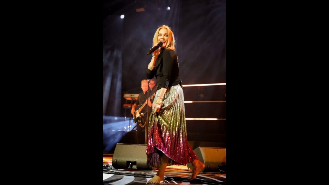 Belinda Carlisle - Independence Day (Live) (A.I. Cover Version)