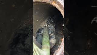 🚧💦 Catch Basin Pumping Service in Chicago 🏙️ #DrainCleaning