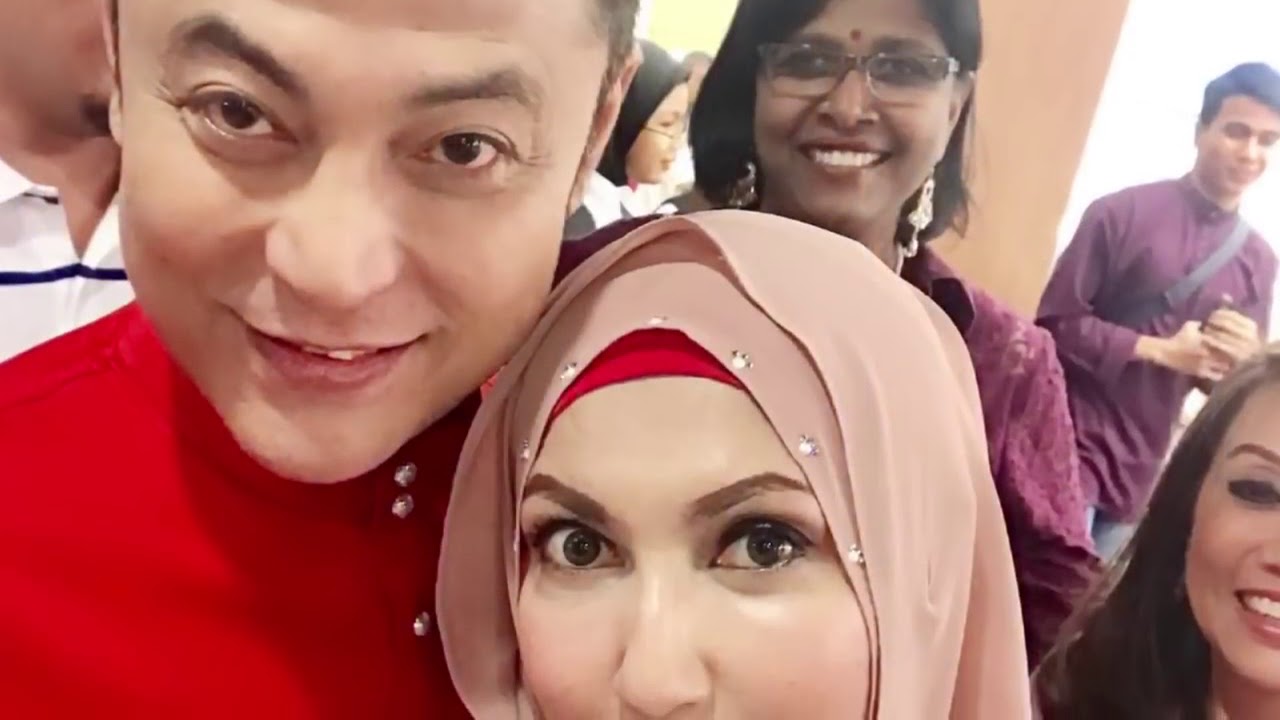 Wajah TERKINI Zakiah Anas Bekas Pembaca Berita TV3 ! - YouTube