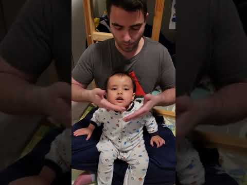 How to massage your baby's face to sleep