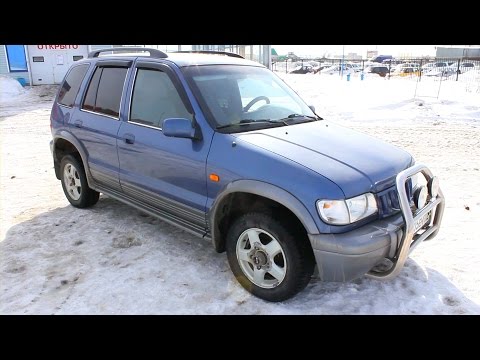 2004 Kia Sportage. Start Up, Engine, and In Depth Tour.