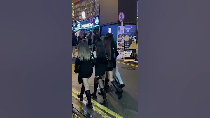 這就是蘭桂坊，是潮男靚女的聚集地，一般過了12點這裡的夜生活才剛剛開始。#香港蘭桂坊  #蘭桂坊 #香港蘭桂坊街頭 - 天天要聞