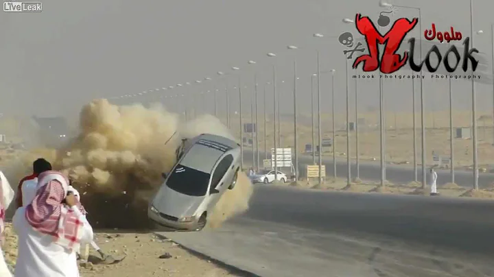 Spectacular Crash During Saudi Drift 2012 HD