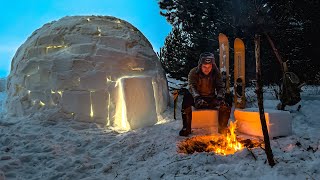 Winter Bushcraft Camping / Building An Igloo Asmr