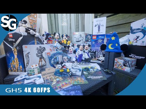 エピックミッキーRebrushed Collectors Editionの一部 Amazon.com: Disney Epic Mickey:Rebrushed Collector's Edition