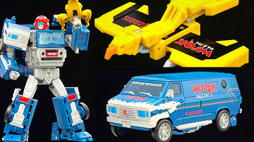 WOW! new transformers stranger things collaborative leaked. Freakwency & 8-trax first look images 