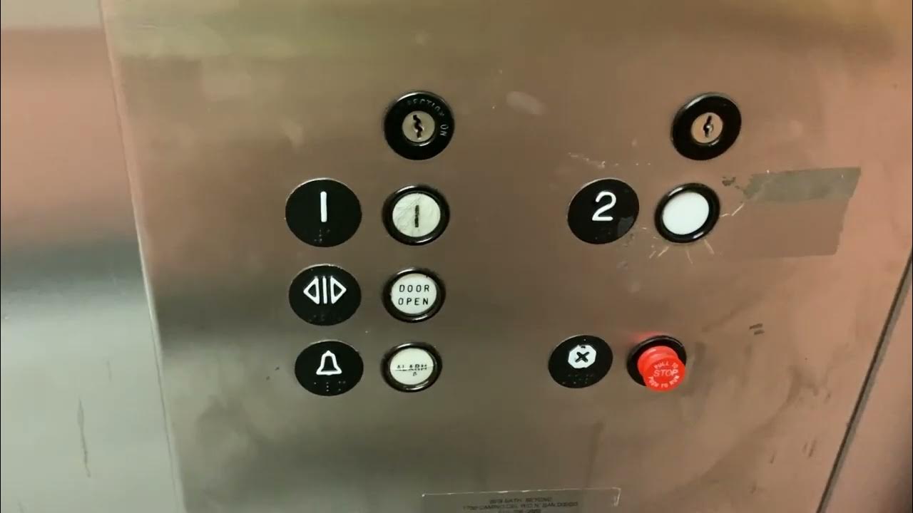 1982 DOVER Traditional Oildraulic Elevator Bed Bath & Beyond Mission