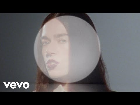 Sinead O'Brien - Holy Country (Official Video)